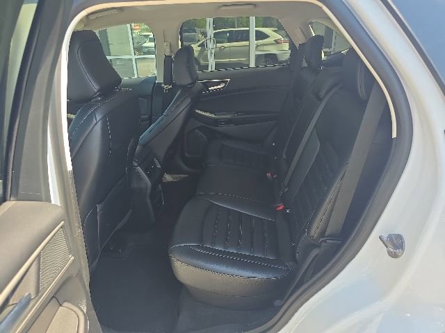 Used 2024 Ford Edge SEL AWD/4WD image 28