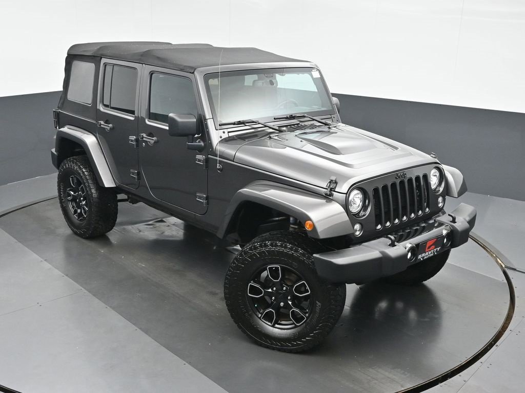 Used 2018 Jeep Wrangler Unlimited Sahara image 30