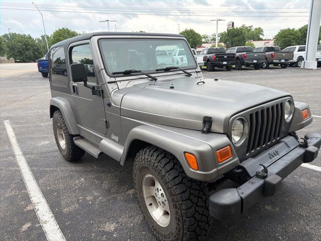 Used 2000 Jeep Wrangler Sahara AWD/4WD image 2