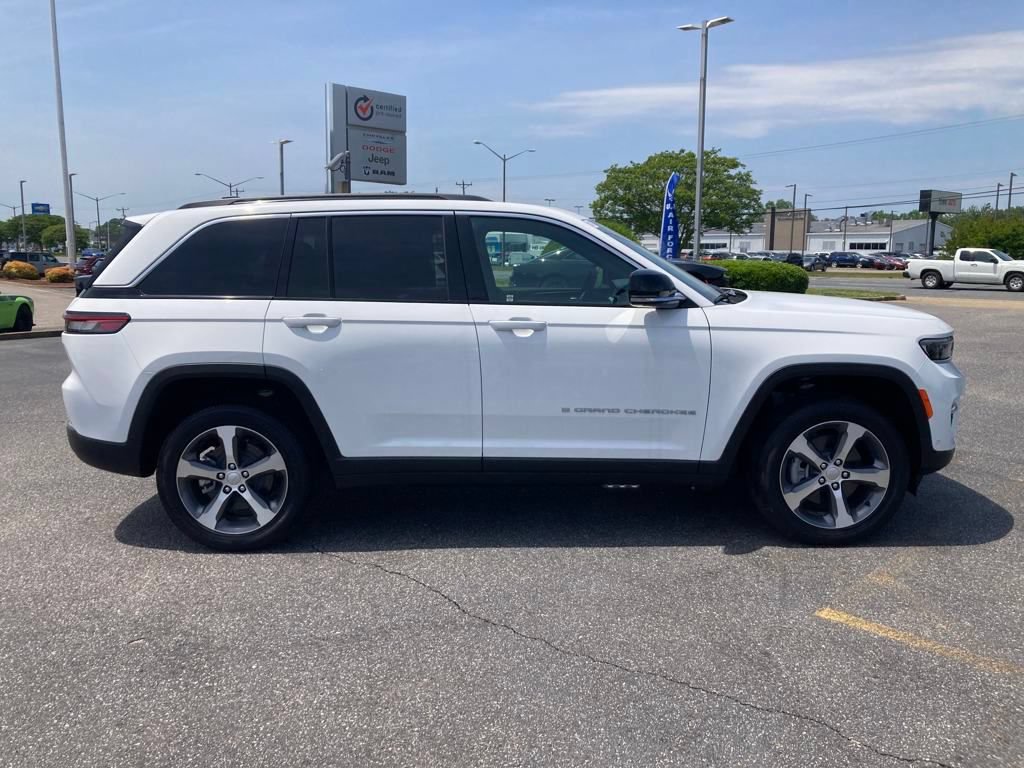 New 2024 Jeep Grand Cherokee Limited 4xe AWD/4WD image 7