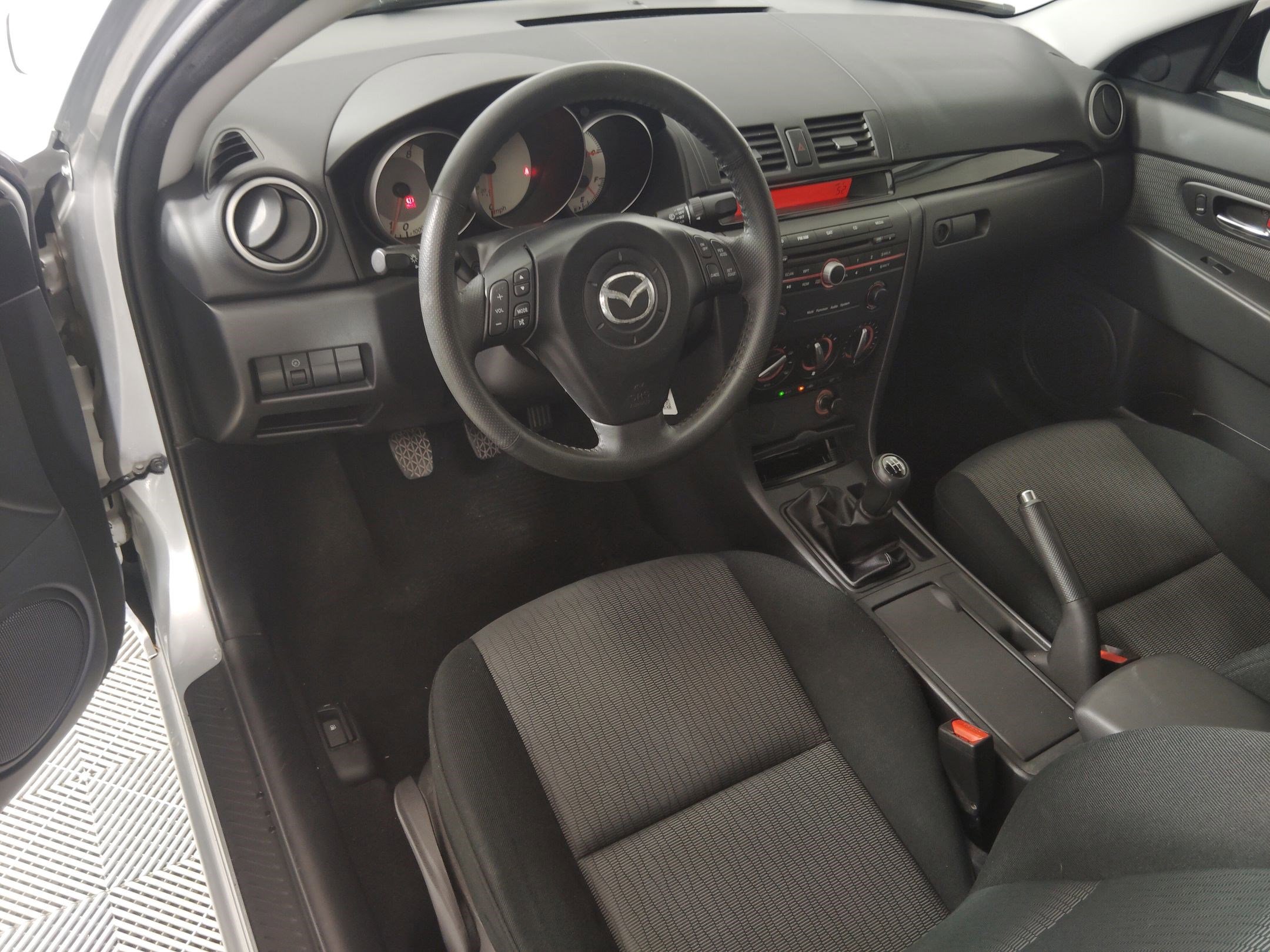 Used 2009 MAZDA MAZDA3 i Touring Value image 4