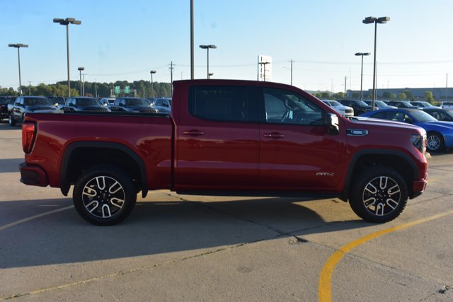 Used 2025 GMC Sierra 1500 AT4 w/ AT4 Premium Package AWD/4WD image 4