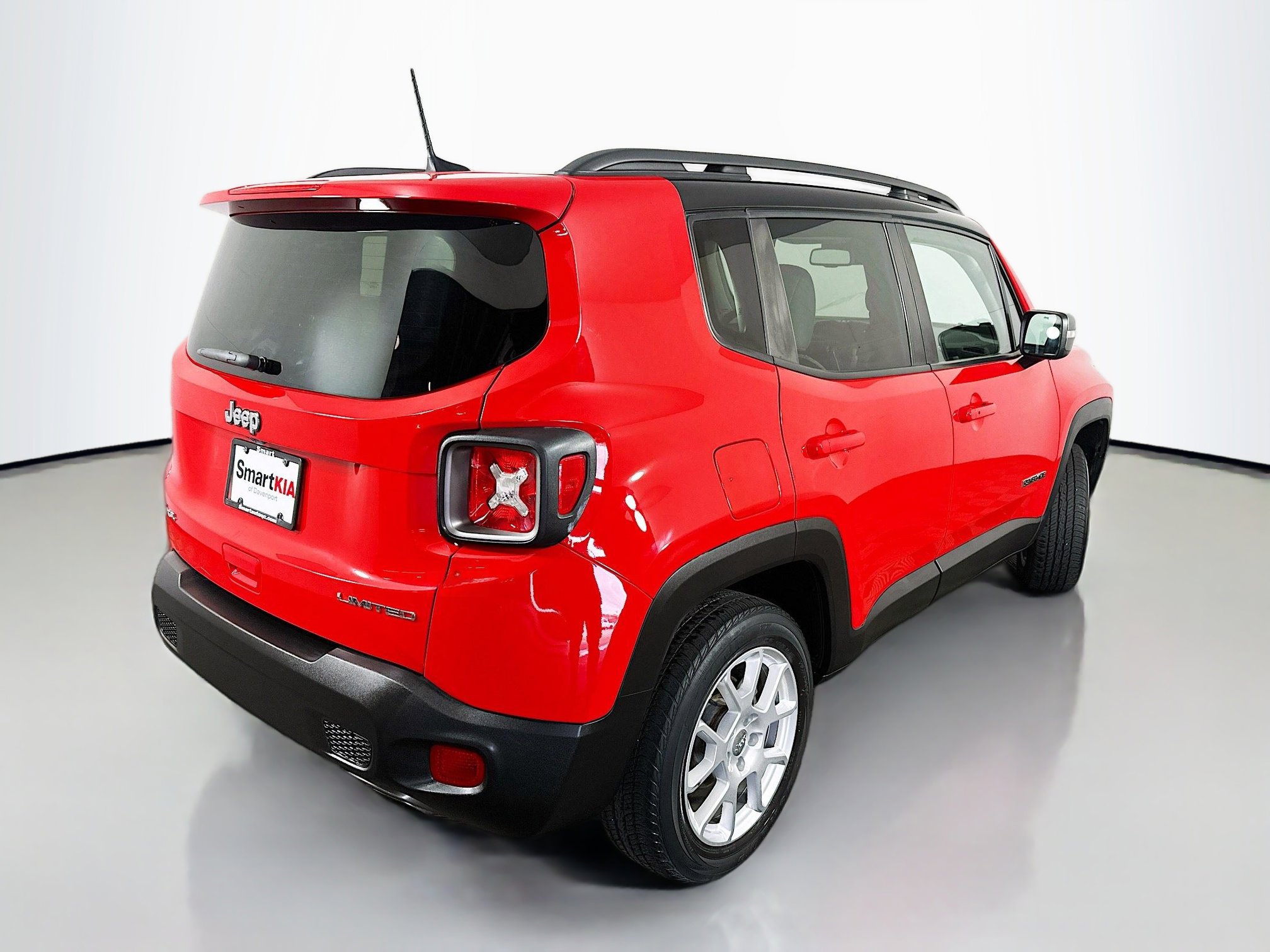 Used 2021 Jeep Renegade Limited AWD/4WD image 7