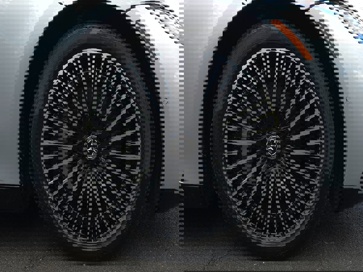 Used 2023 Mercedes-Benz EQS 580 4MATIC Sedan image 77