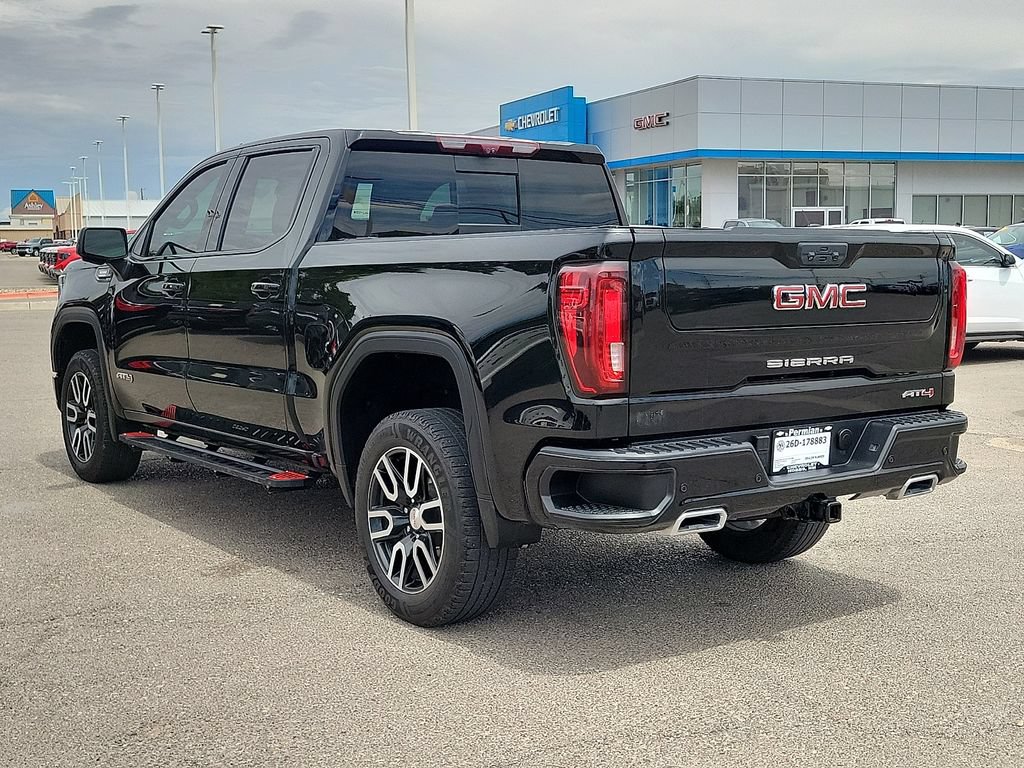 Used 2023 GMC Sierra 1500 AT4 w/ Technology Package AWD/4WD image 8