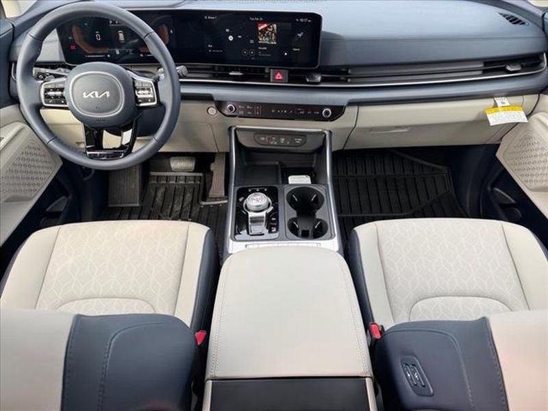 New 2026 Kia Carnival EX image 15