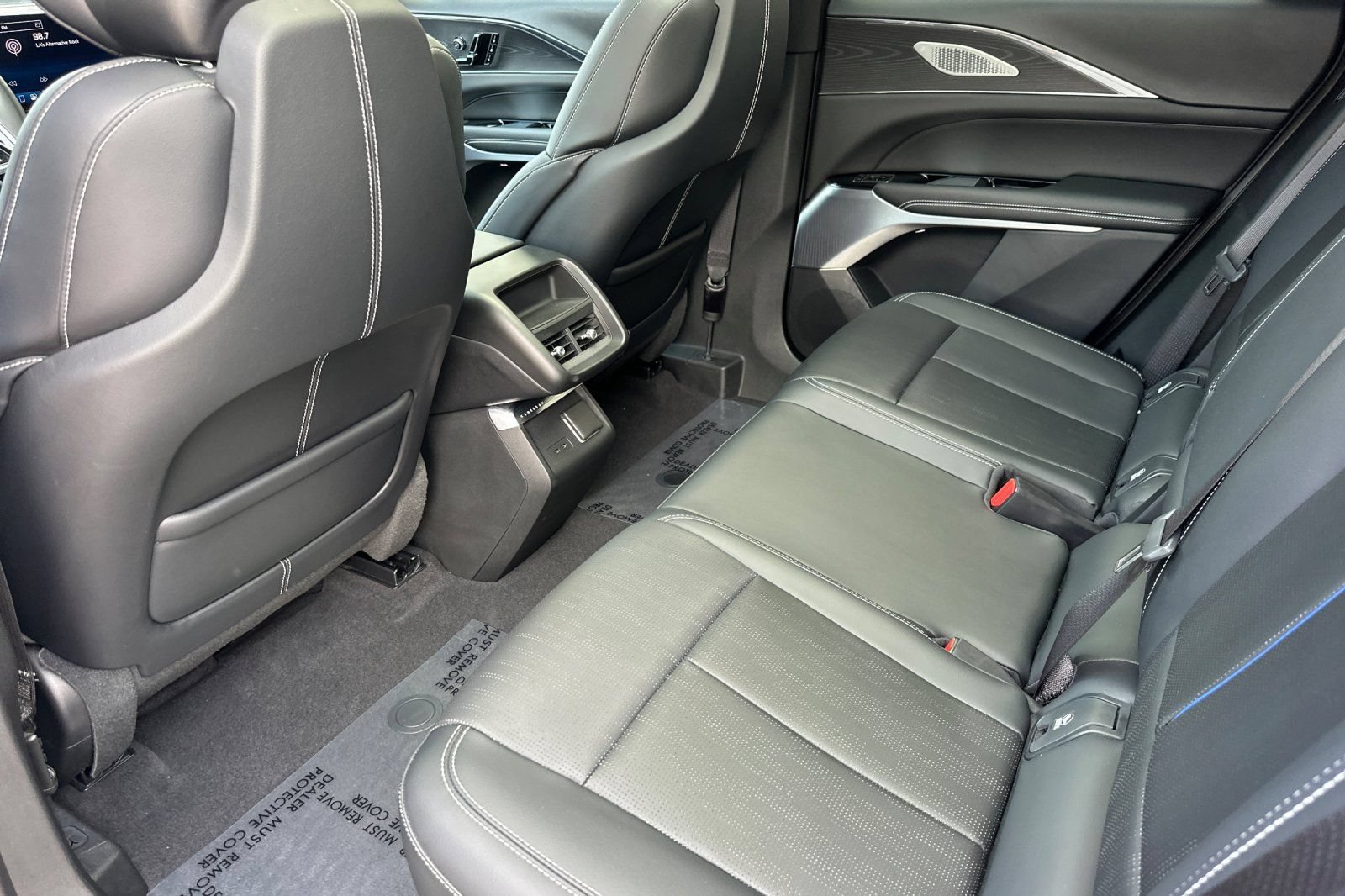 Certified 2024 Cadillac Lyriq Sport AWD/4WD image 14