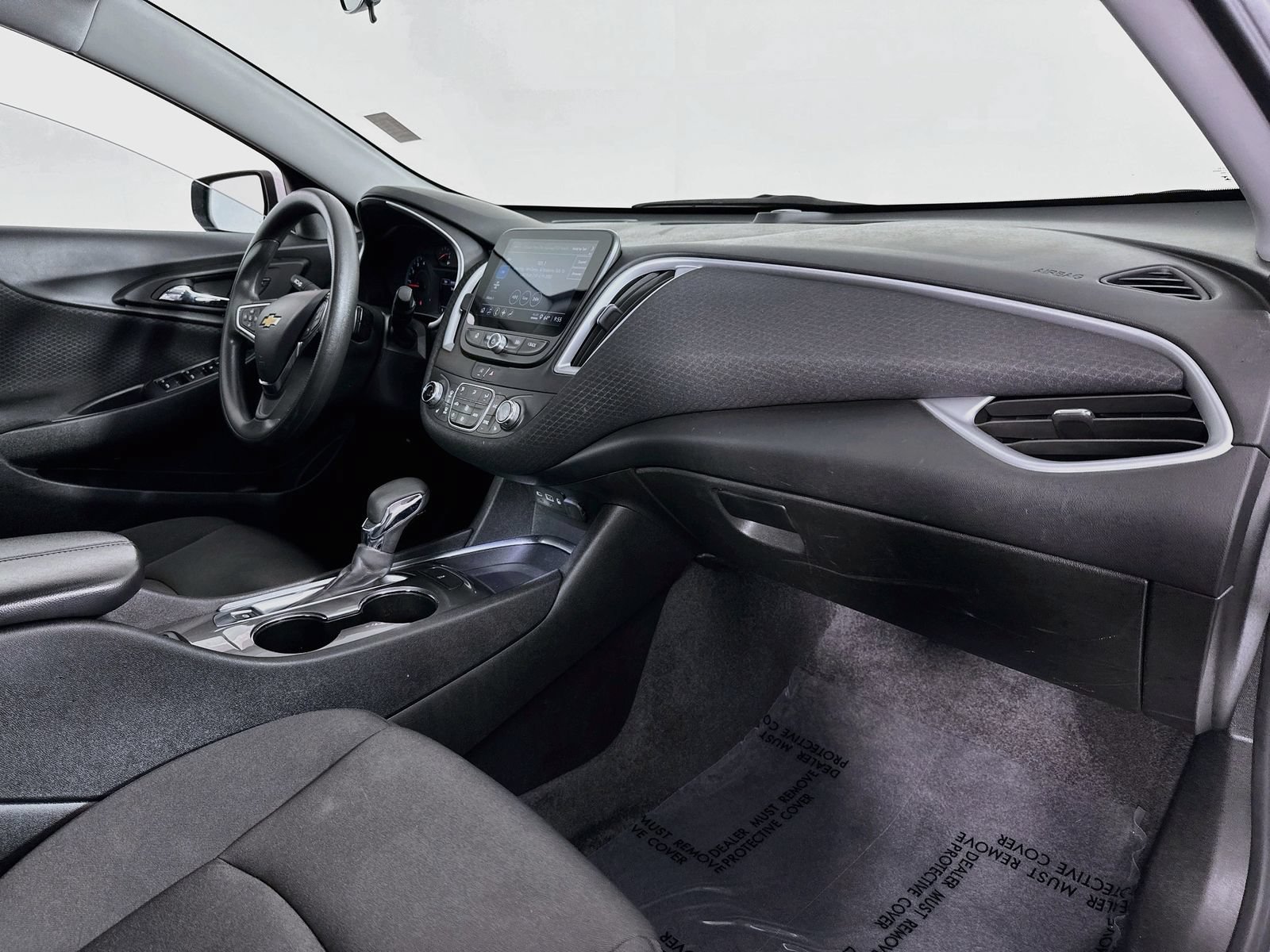 Used 2023 Chevrolet Malibu LT FWD image 30