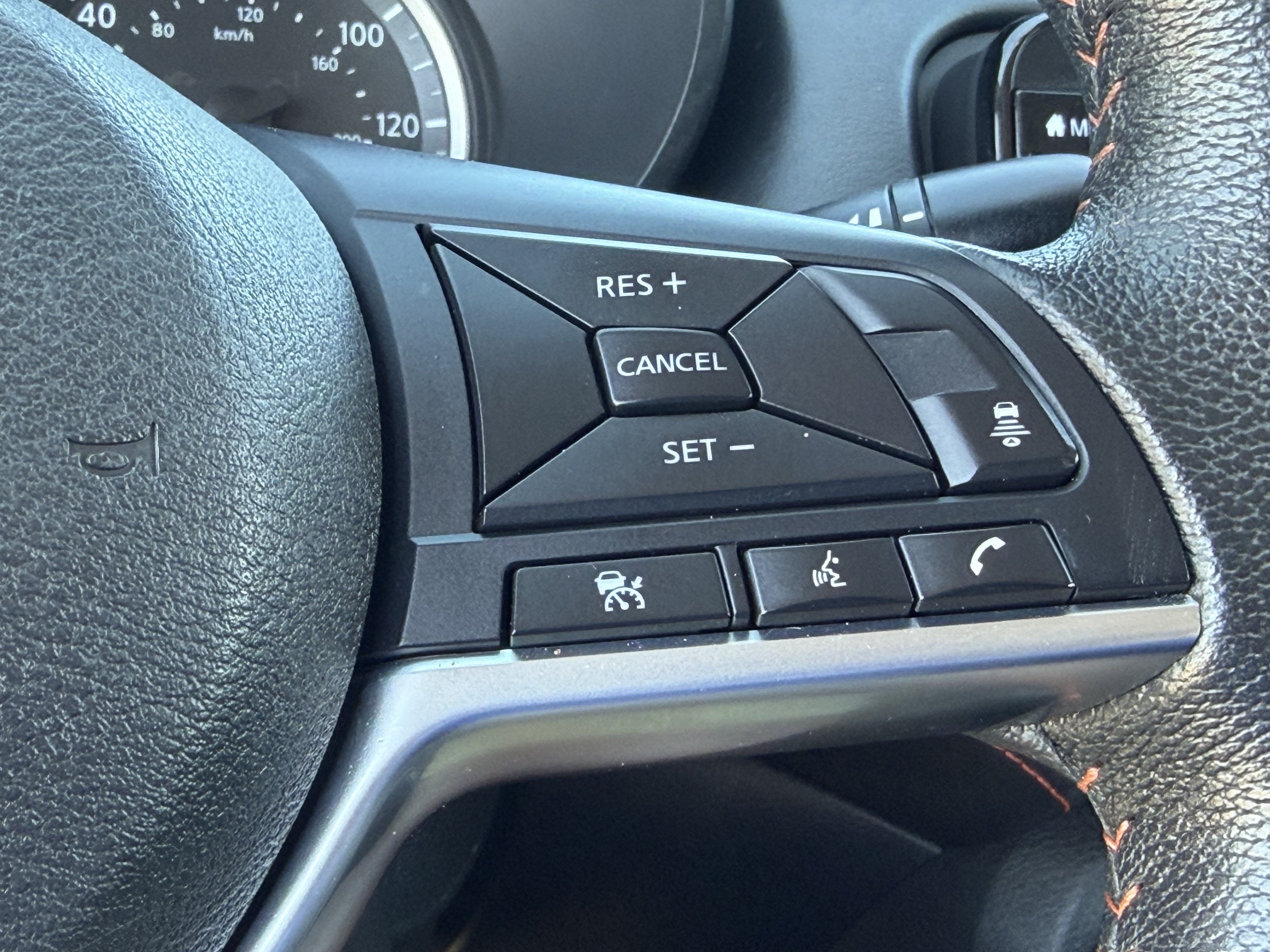 Used 2024 Nissan Versa SR FWD image 22