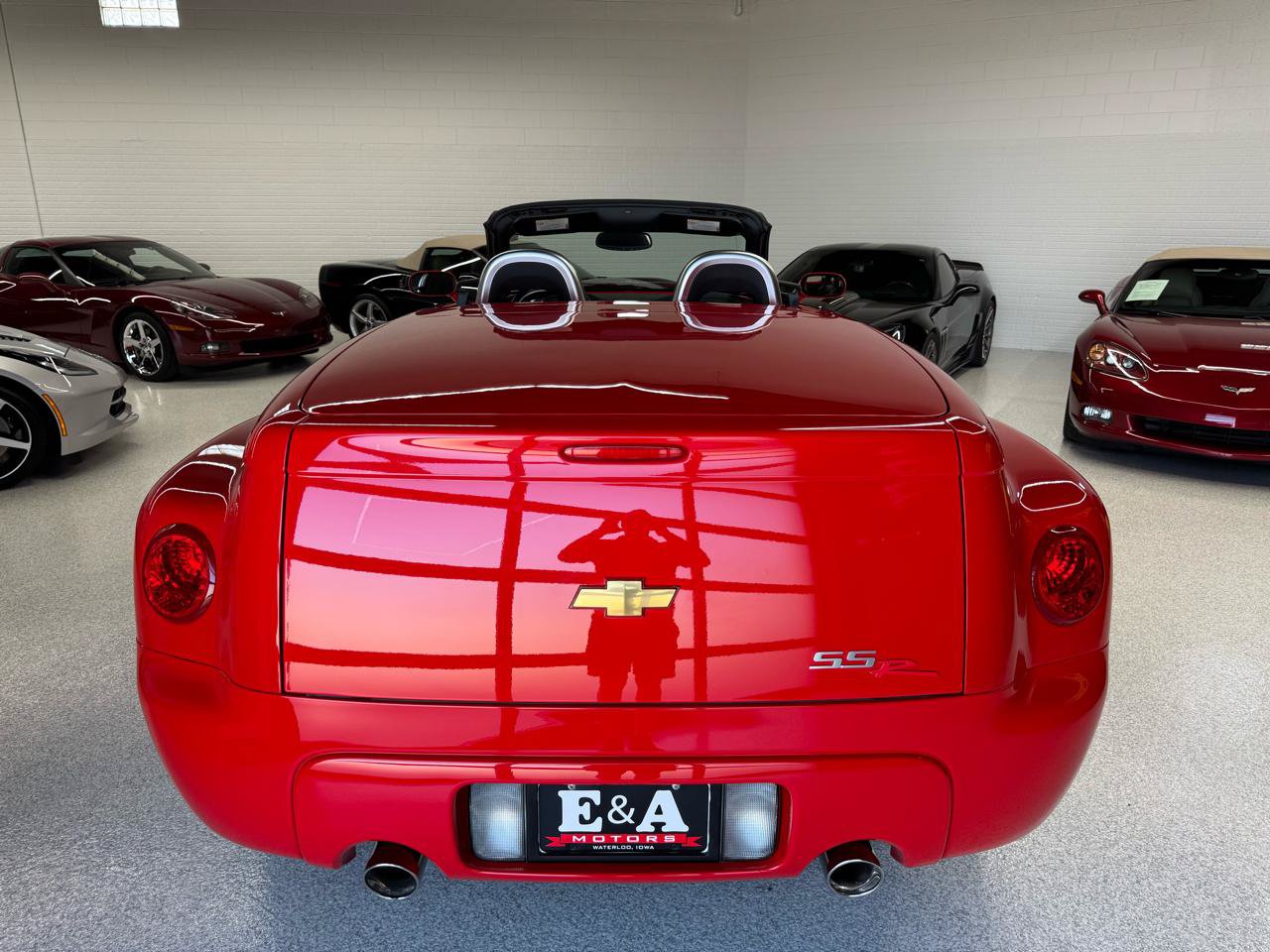 Used 2003 Chevrolet SSR w/ Preferred Equipment Group RWD image 27