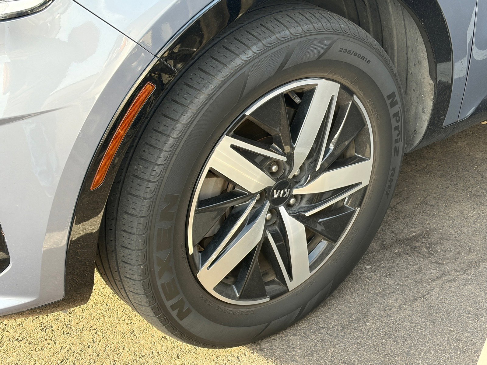 Certified 2021 Kia Sorento S w/ Panoramic Sunroof Package FWD image 6