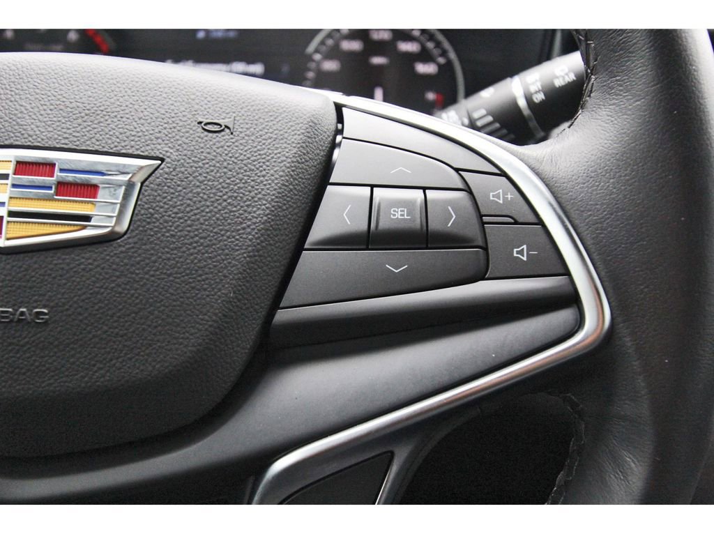 Used 2023 Cadillac XT5 Luxury image 16