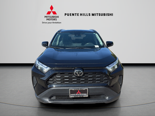 Used 2025 Toyota RAV4 XLE FWD image 2