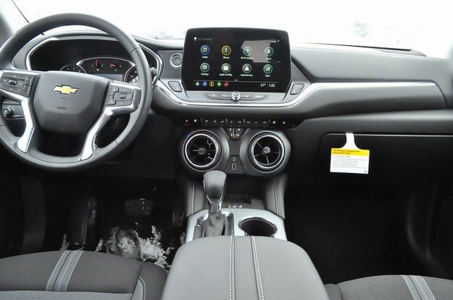 New 2026 Chevrolet Blazer LT w/ Convenience Package FWD image 14