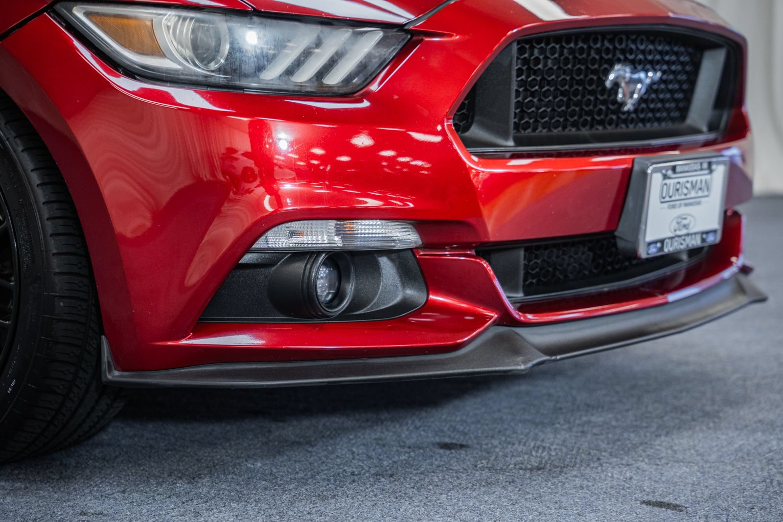 Used 2017 Ford Mustang GT Premium w/ GT Performance Package RWD image 15