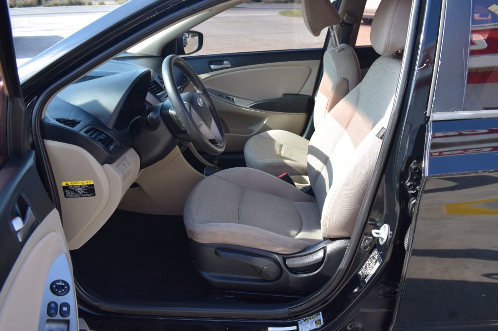 Used 2017 Hyundai Accent SE image 7