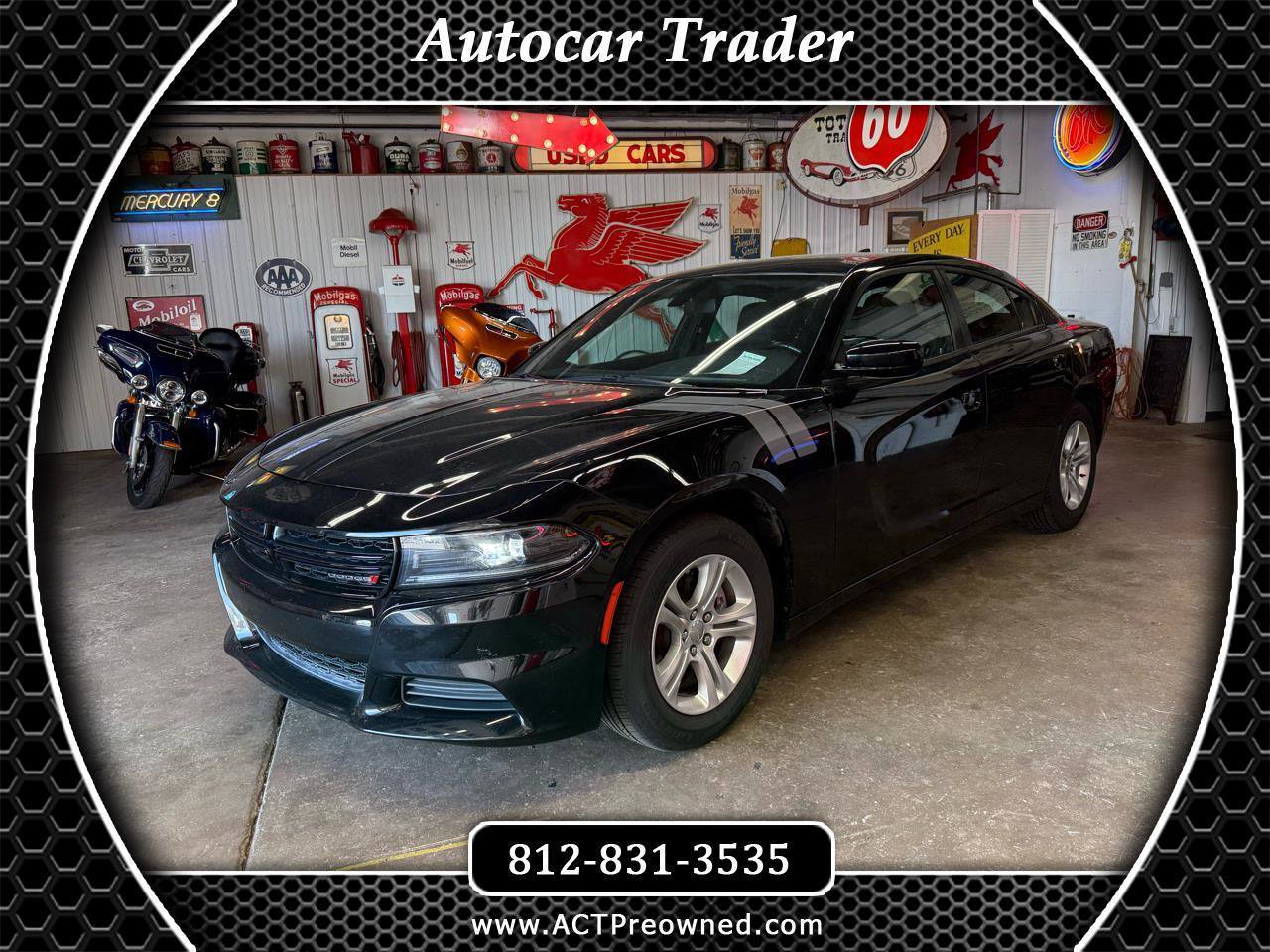 Used 2023 Dodge Charger SXT RWD image 1