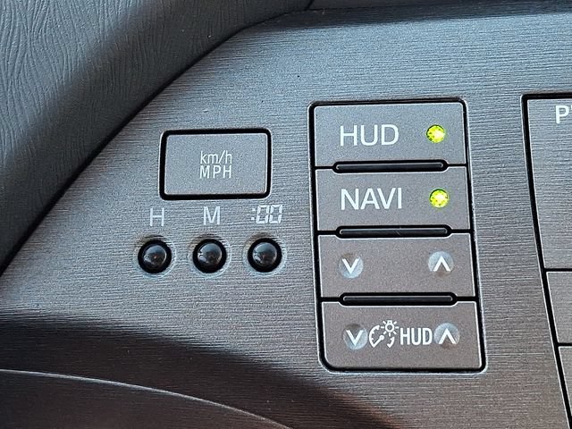 Used 2013 Toyota Prius Four w/ Deluxe Solar Roof Pkg FWD image 22