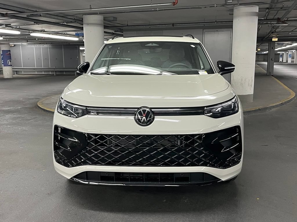New 2026 Volkswagen Tiguan SE R-Line AWD/4WD image 31