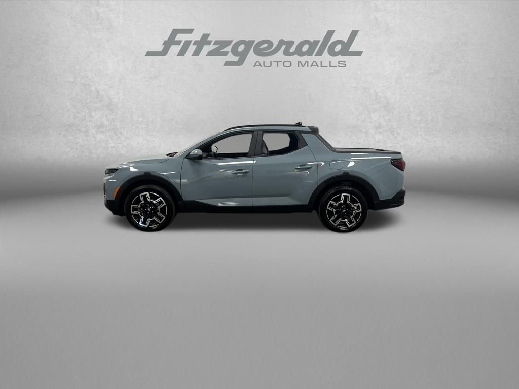 Used 2025 Hyundai Santa Cruz Limited image 2