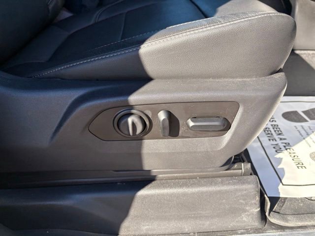 Used 2019 Chevrolet Silverado 1500 LTZ image 34