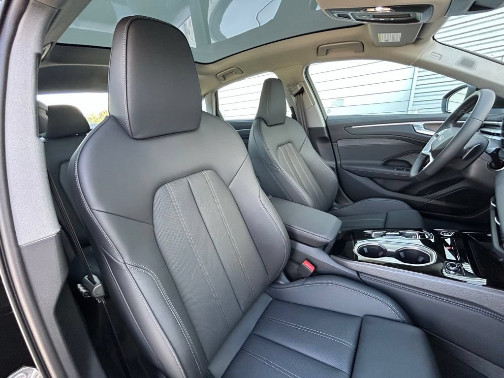 New 2026 Audi A6 Premium Plus AWD/4WD image 49