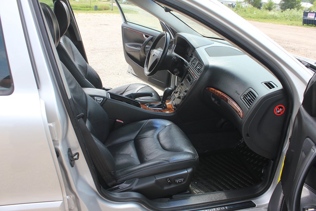 Used 2006 Volvo S60 2.5T FWD image 30