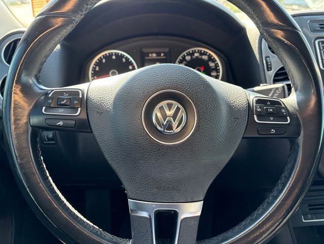 Used 2016 Volkswagen Tiguan S FWD image 29