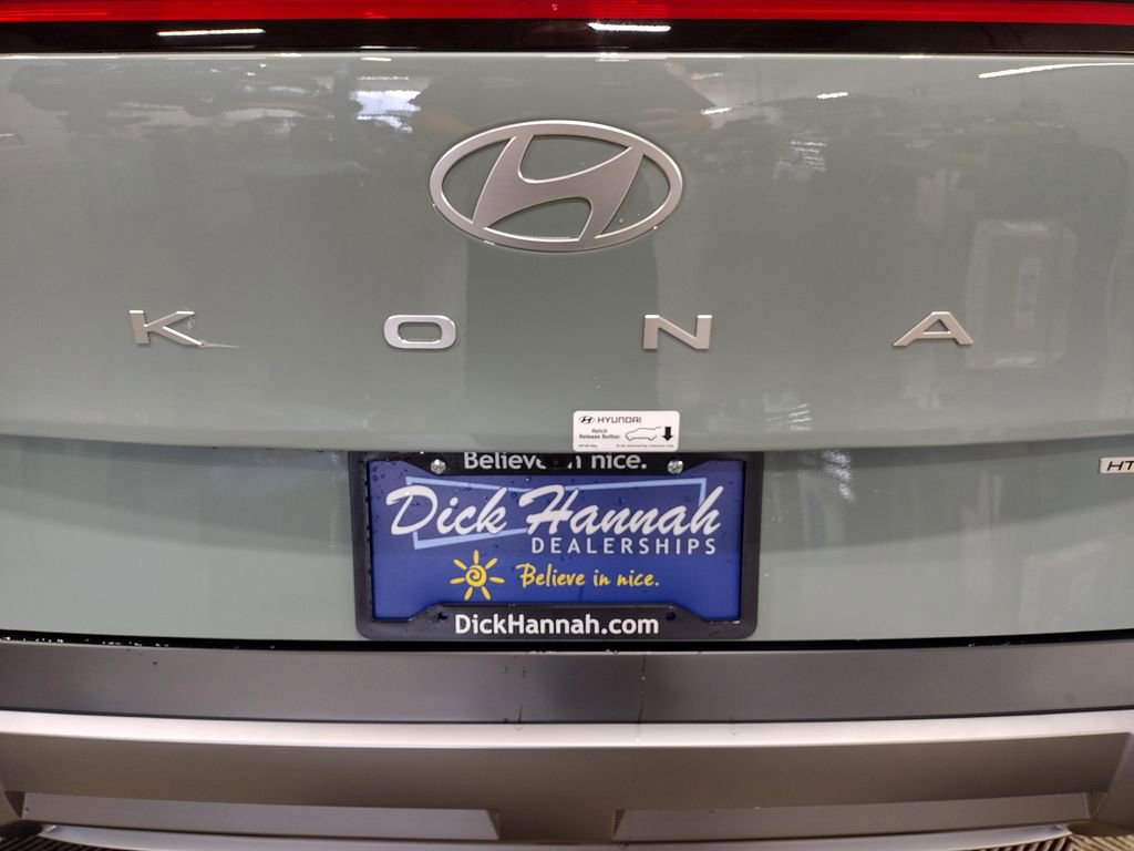 New 2026 Hyundai Kona SEL Premium image 16
