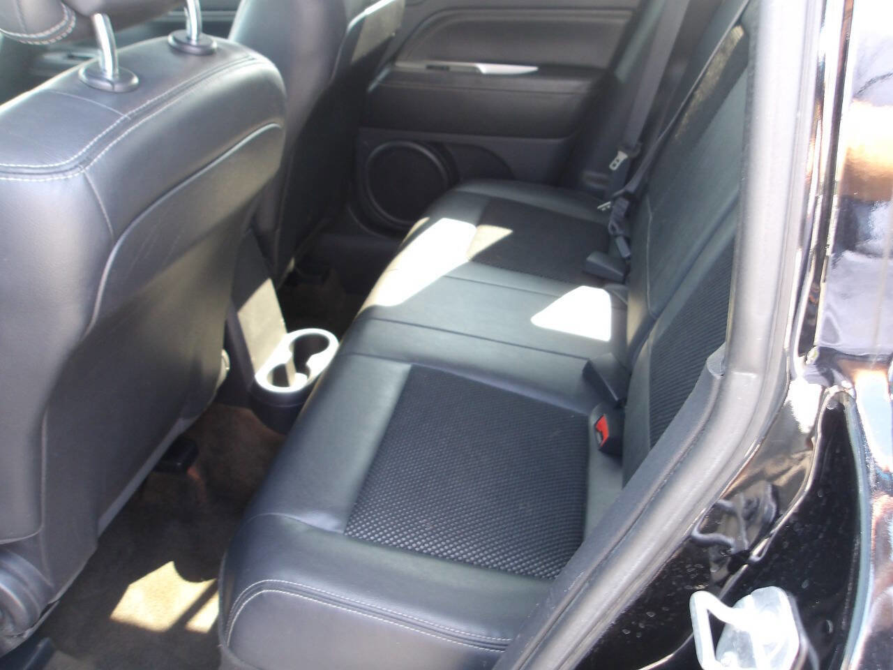 Used 2016 Jeep Compass Latitude image 9