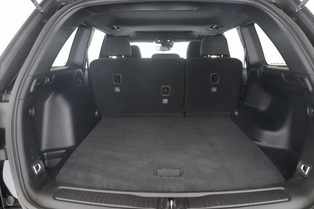 Used 2024 Jeep Grand Cherokee Laredo X w/ Trailer Tow Package image 28