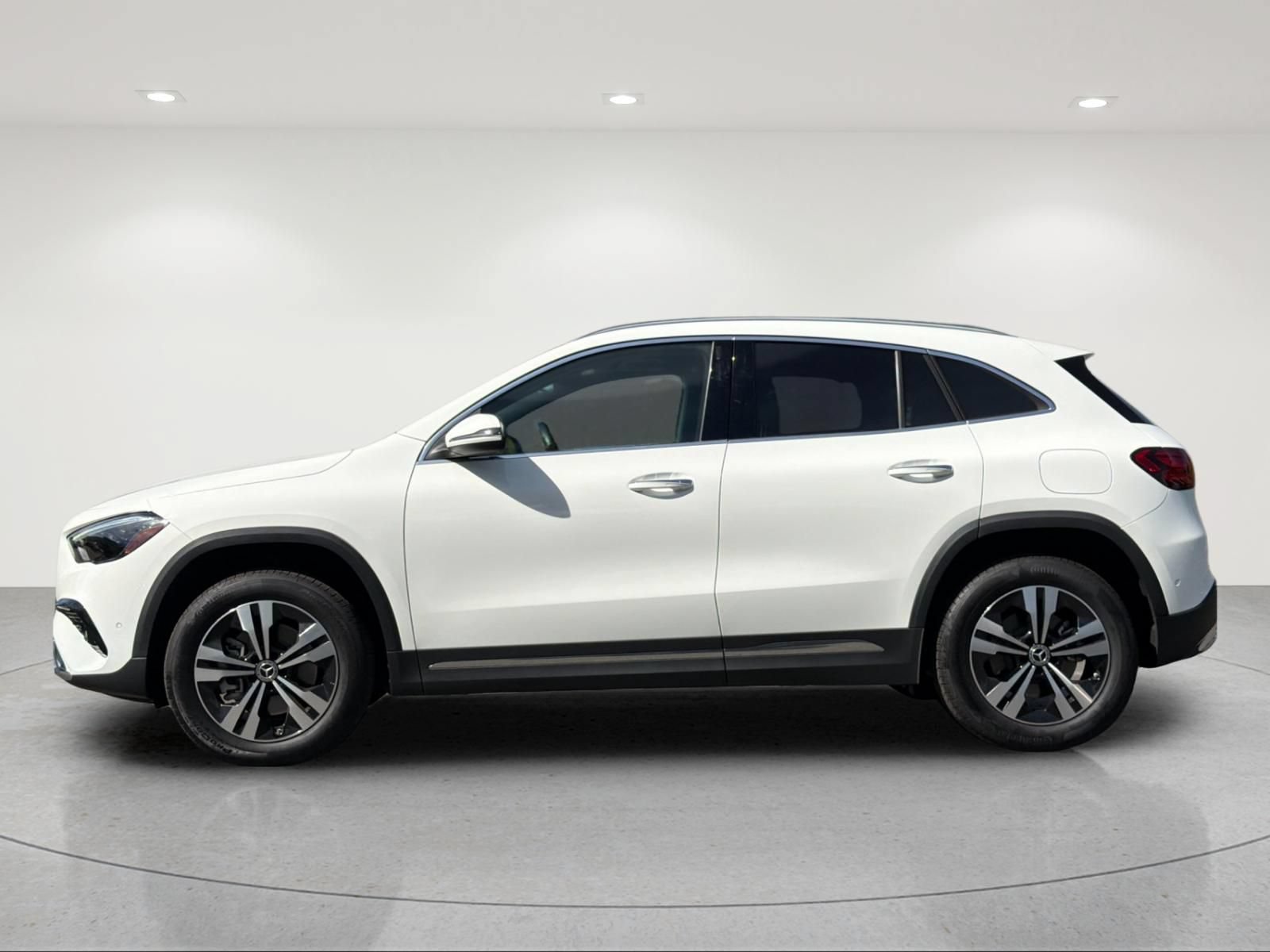Certified 2025 Mercedes-Benz GLA 250 image 2
