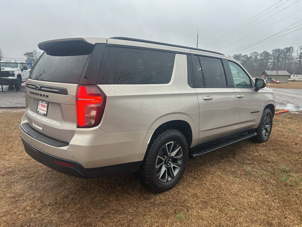 Used 2023 Chevrolet Suburban Z71 image 8