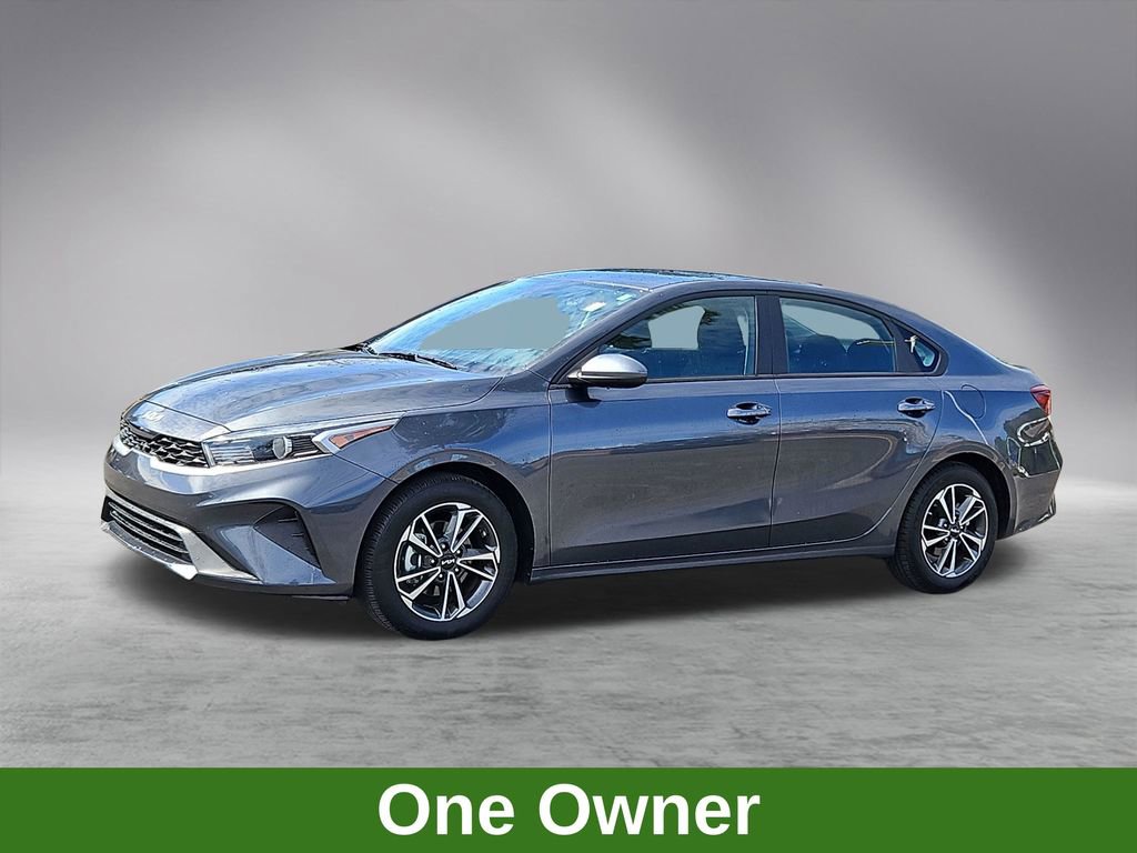 Used 2024 Kia Forte LXS FWD image 3