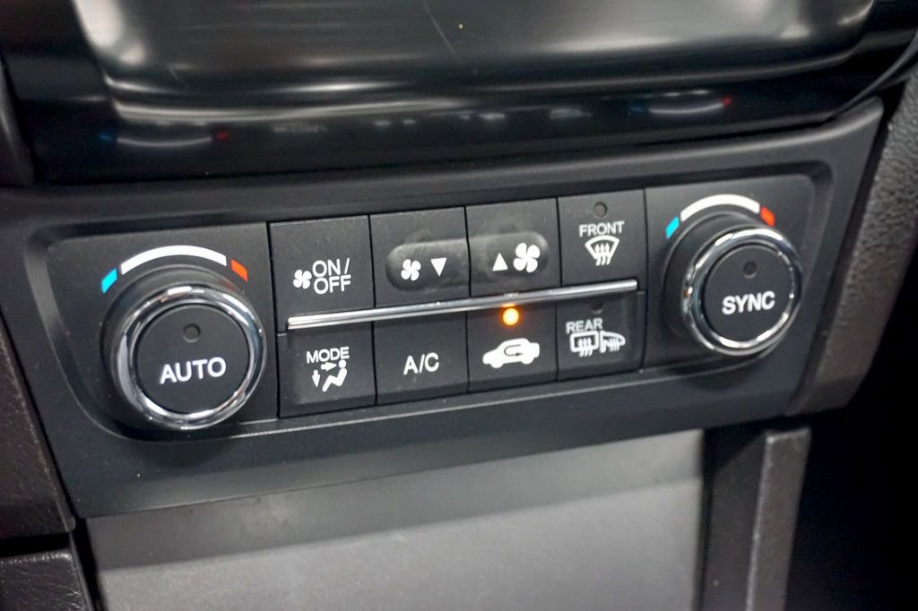 Used 2014 Acura ILX w/ Premium Package image 62