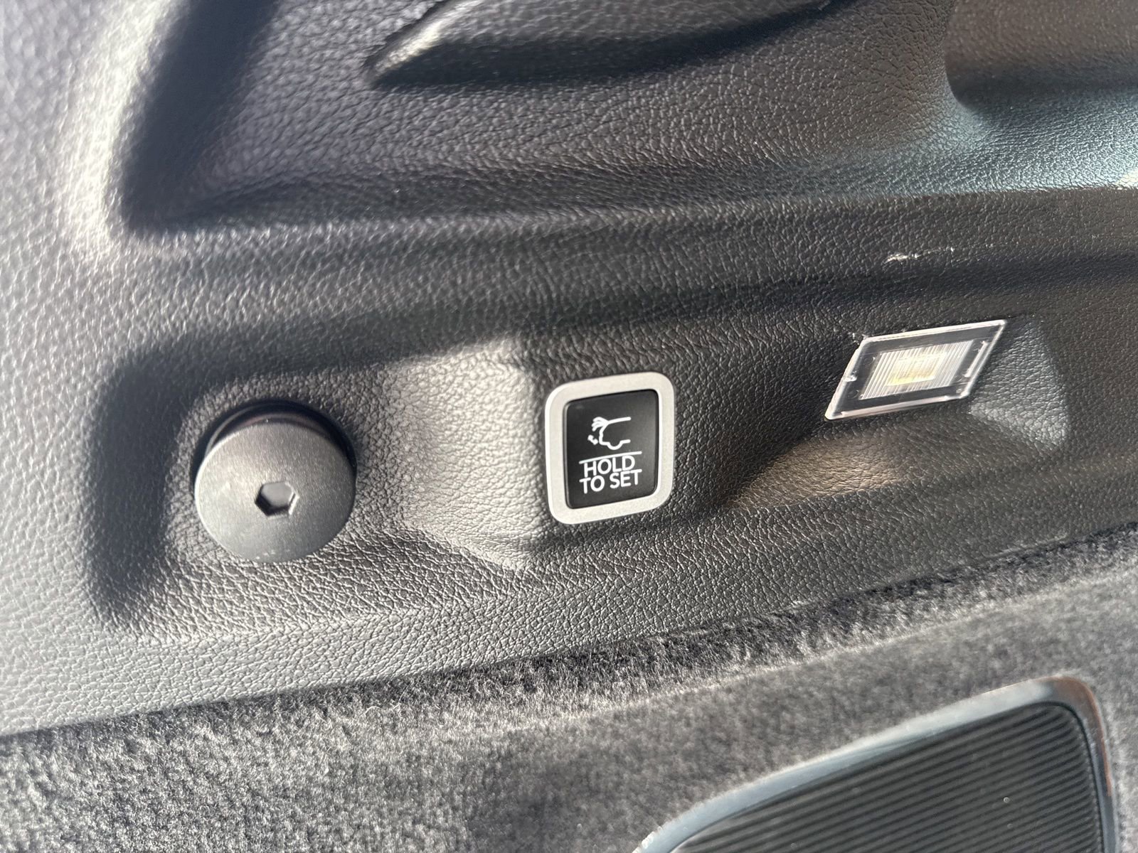 Used 2024 Jeep Grand Cherokee L Summit w/ Advanced Protech Group IV image 12