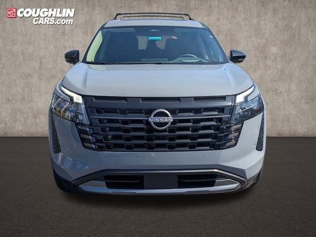New 2026 Nissan Pathfinder Platinum image 2