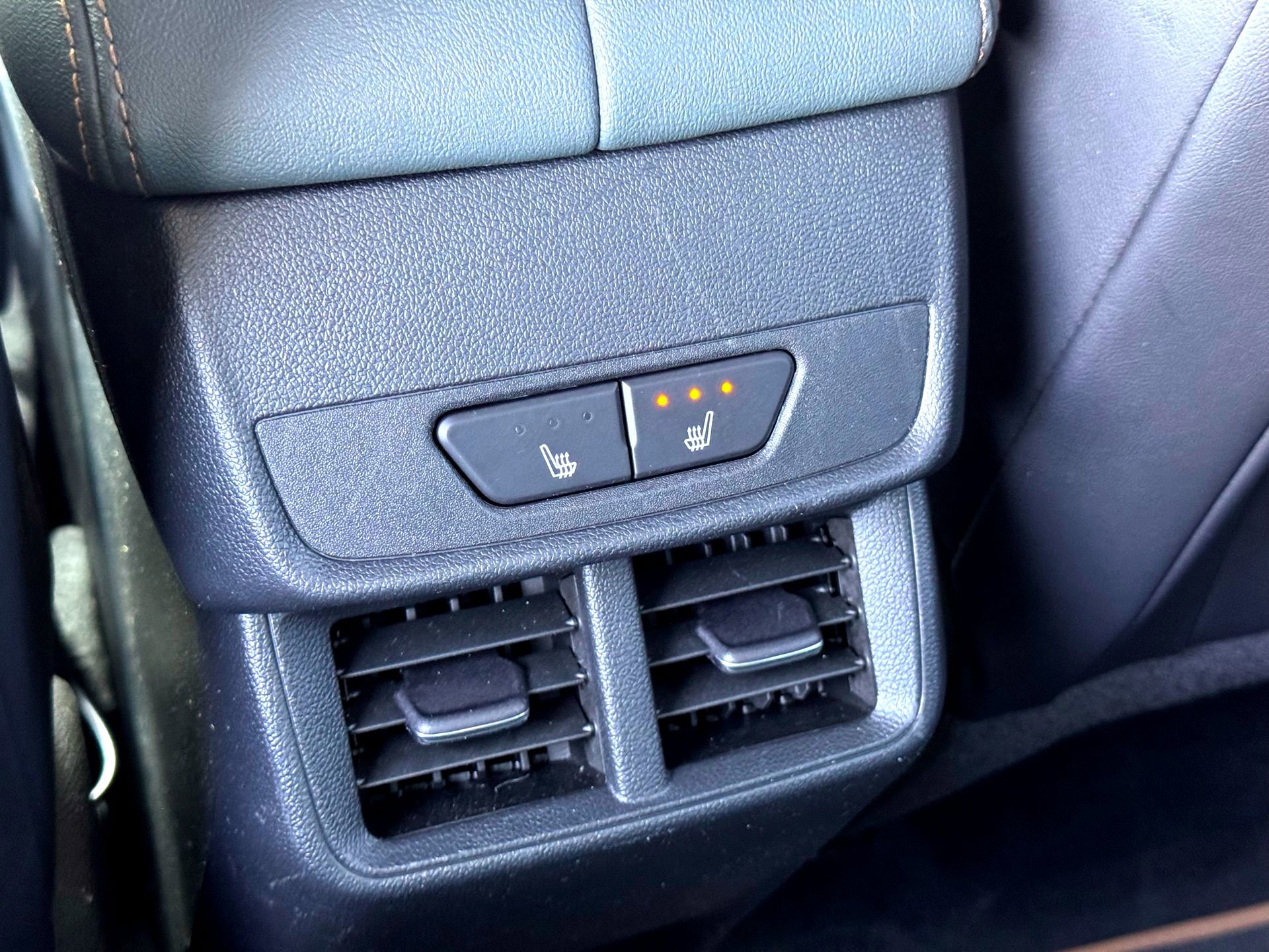 Used 2026 GMC Terrain AT4 w/ Convenience Package III image 21