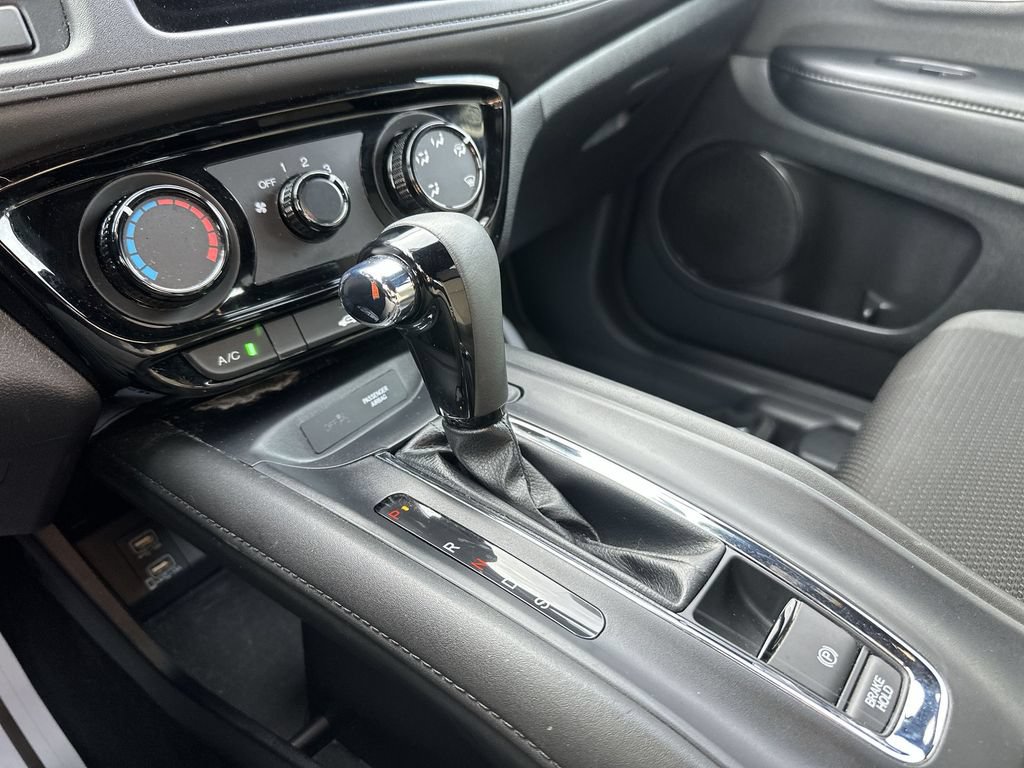 Used 2022 Honda HR-V Sport image 19