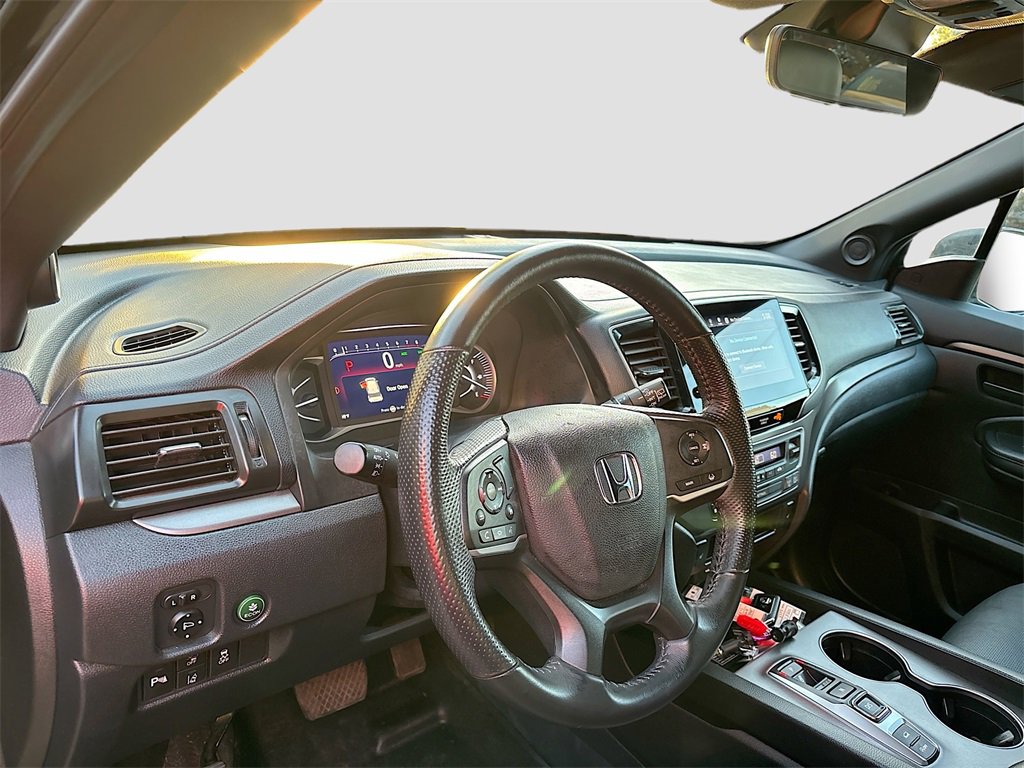 Used 2024 Honda Passport EX-L image 9