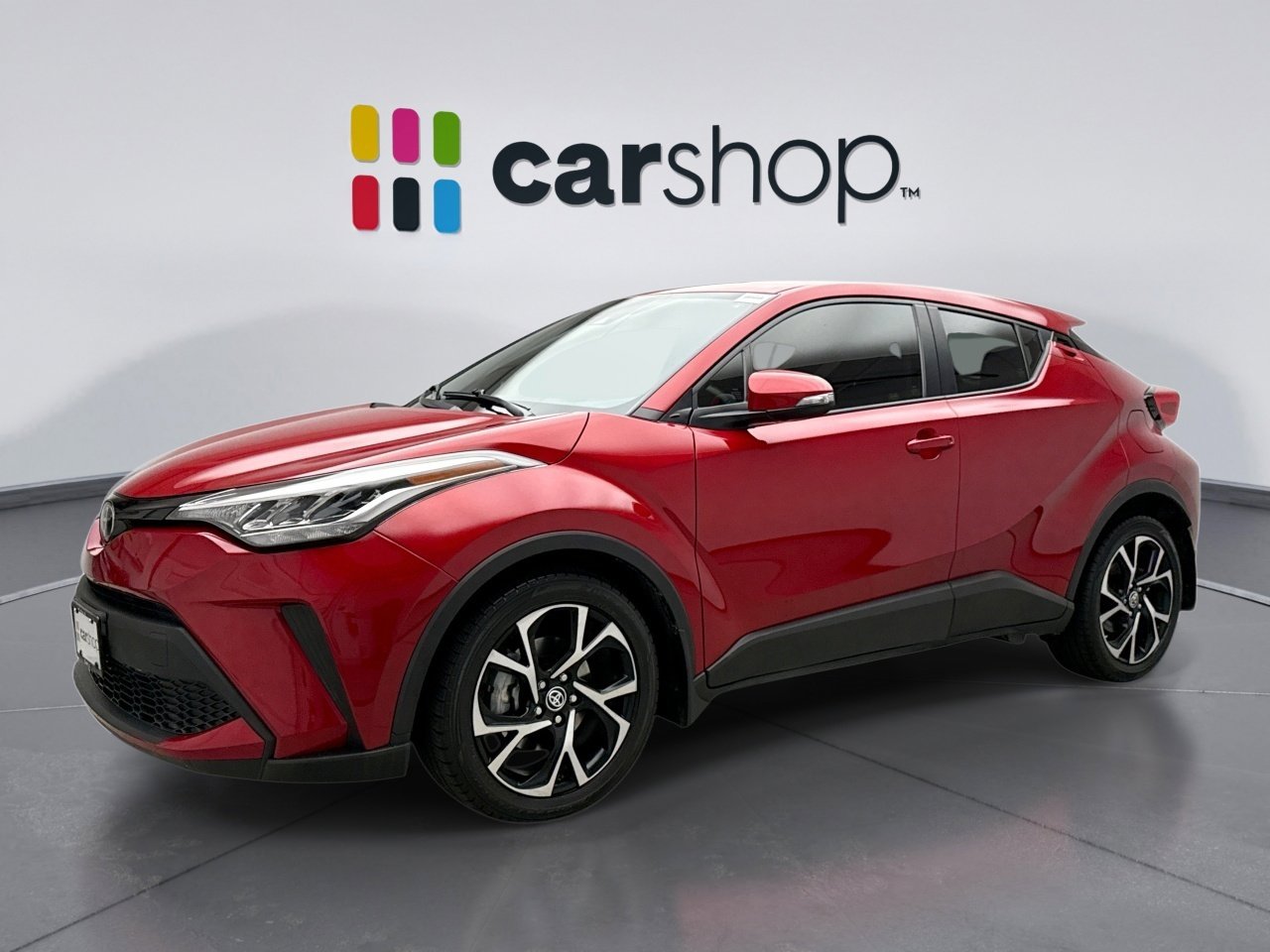 Used 2021 Toyota C-HR XLE image 1