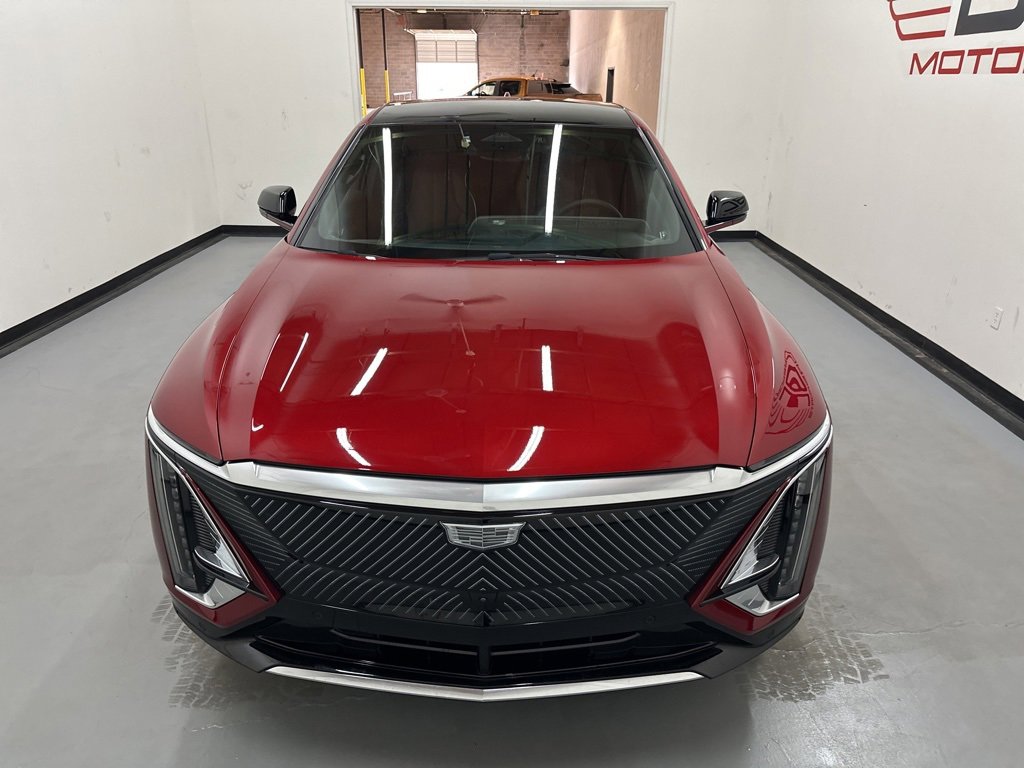 Used 2024 Cadillac Lyriq Luxury w/ LPO, Floor Liner Package image 3