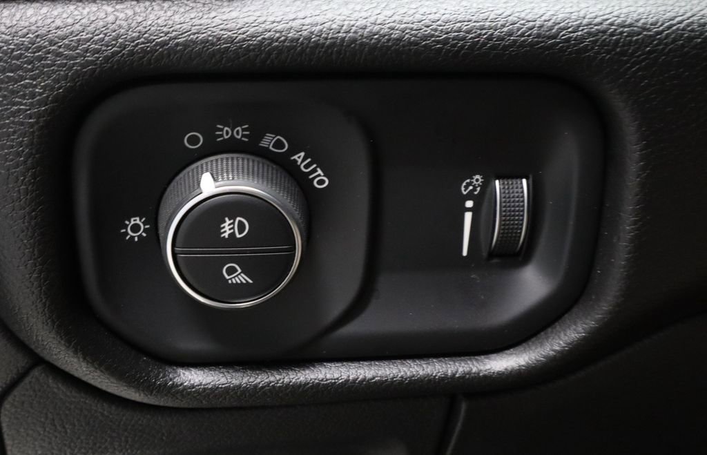 Used 2024 RAM 1500 Big Horn image 26