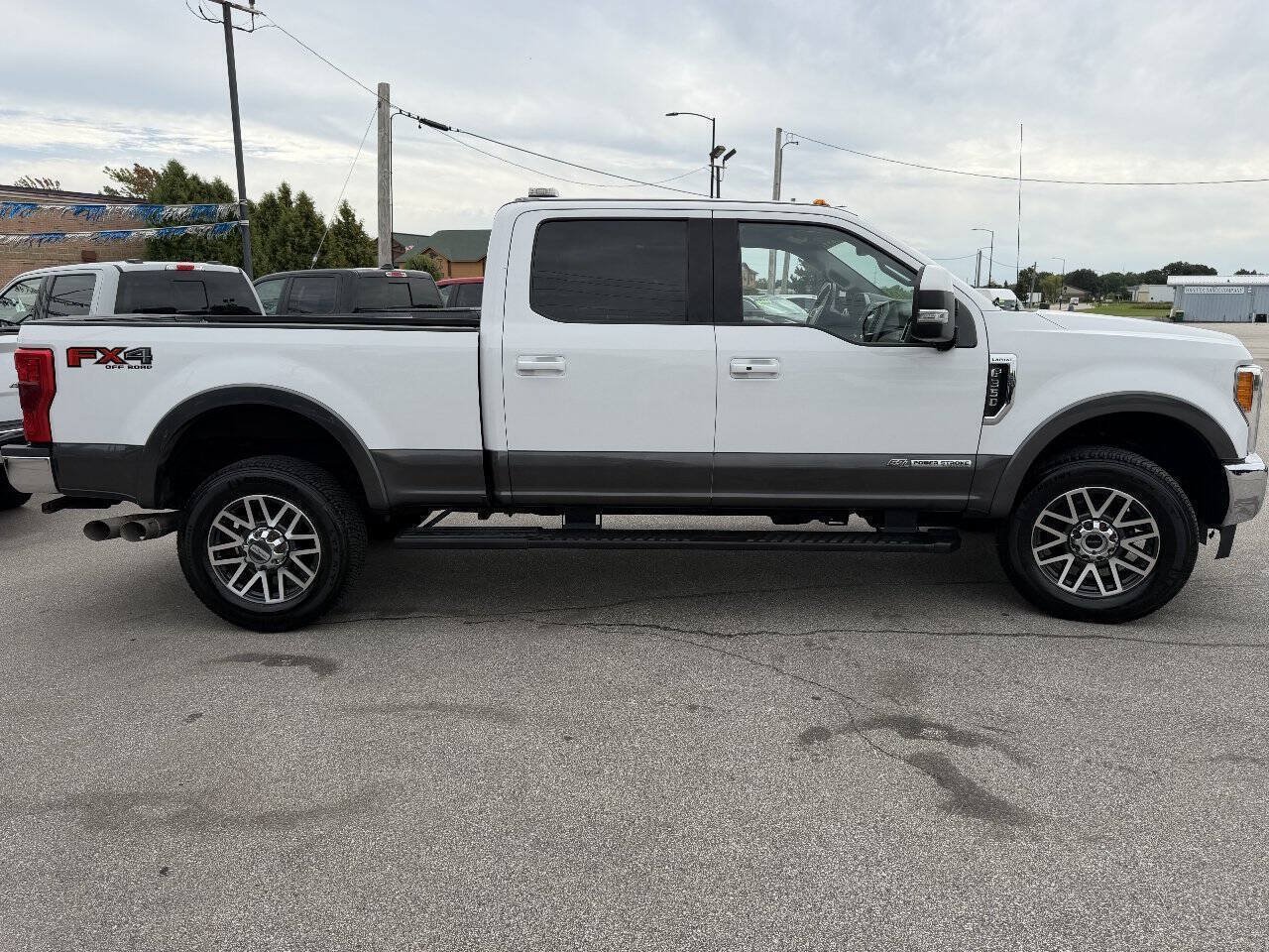 Used 2018 Ford F350 Lariat w/ Lariat Ultimate Package AWD/4WD image 12