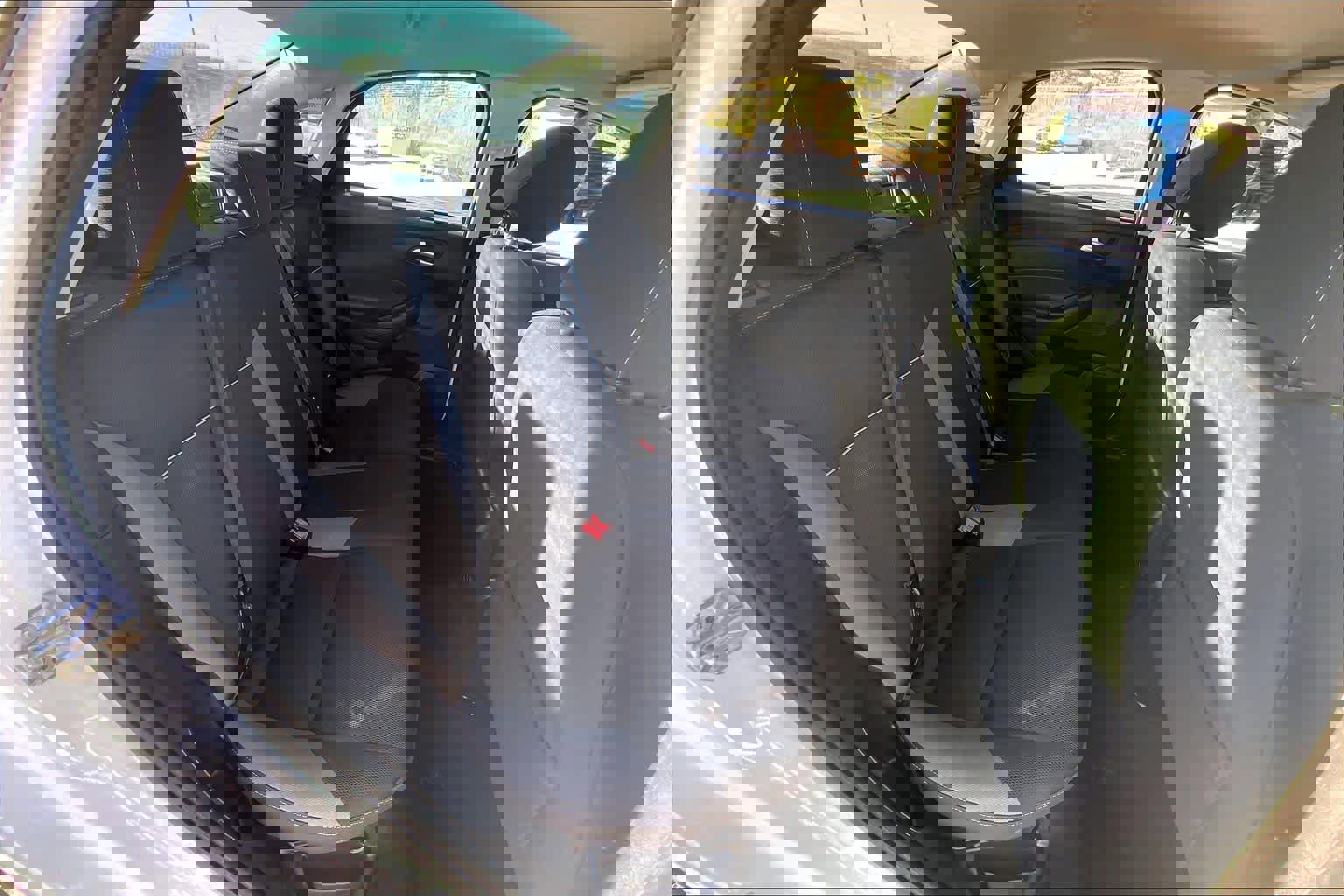 Used 2013 Ford Focus SE image 18