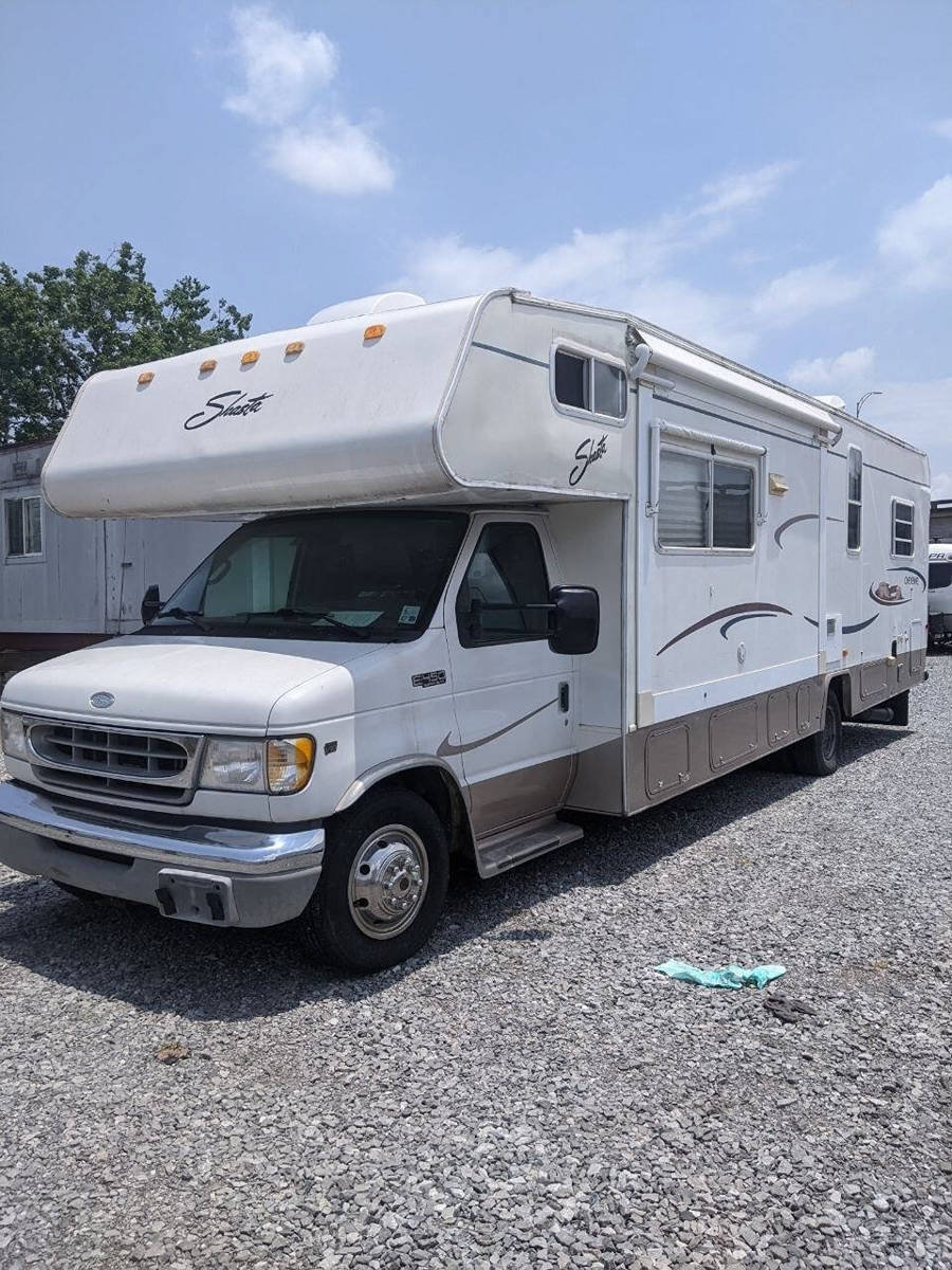 Used 2002 Ford E-450 and Econoline 450 RWD image 4