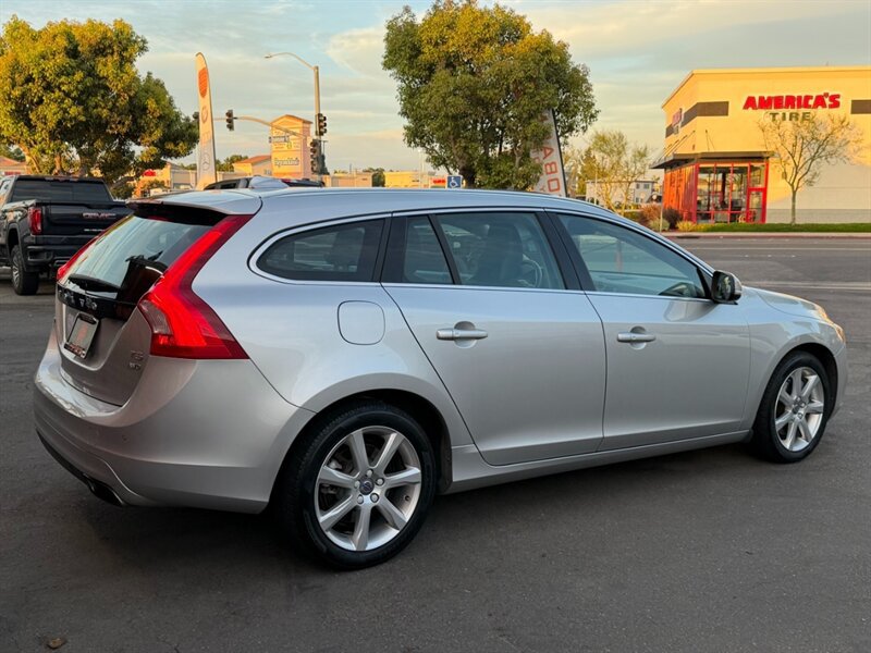 Used 2016 Volvo V60 T5 Platinum AWD/4WD image 18