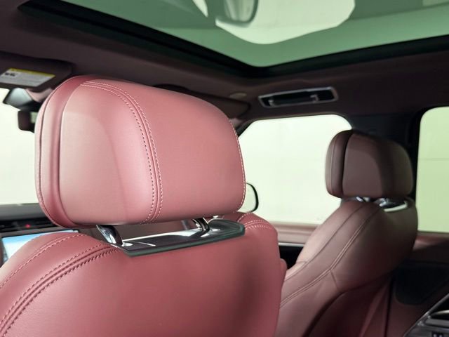 New 2025 Land Rover Range Rover SE image 22