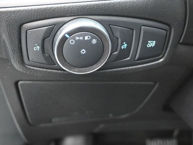 Used 2019 Ford Edge SE FWD image 21