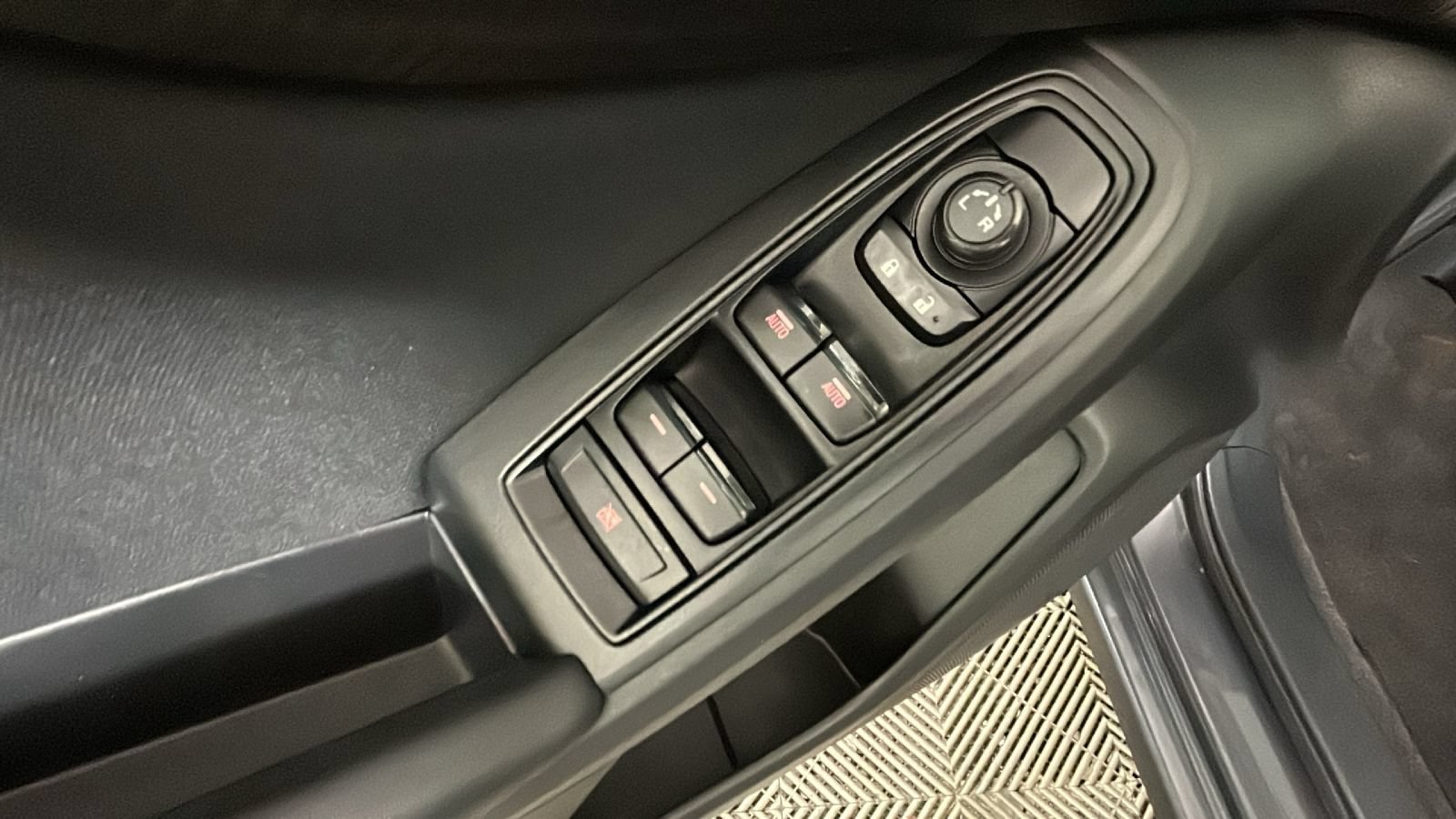Used 2023 Subaru Impreza 2.0i Premium AWD/4WD image 11